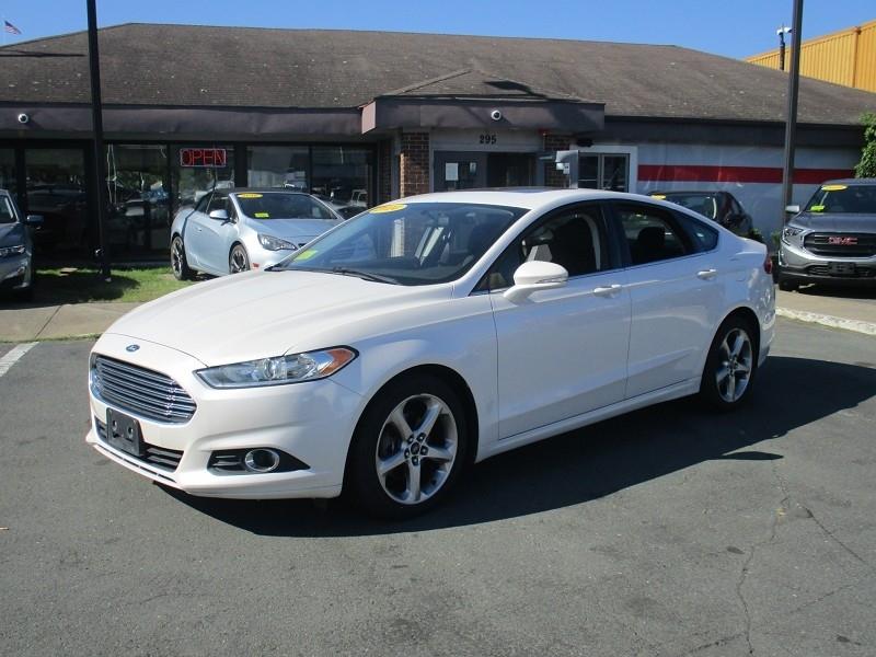 2014 Ford Fusion 4dr Sdn SE FWD