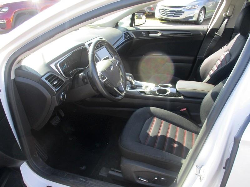 Ford Fusion 4dr Sdn SE FWD 2014