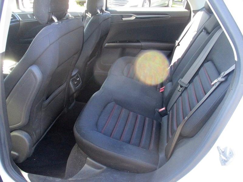 Ford Fusion 4dr Sdn SE FWD 2014