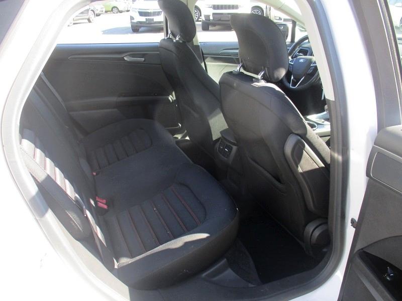 Ford Fusion 4dr Sdn SE FWD 2014