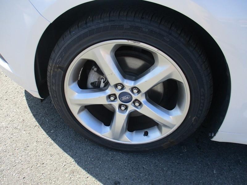 Ford Fusion 4dr Sdn SE FWD 2014
