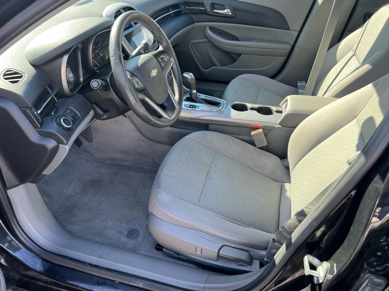 Chevrolet Malibu LS 2013