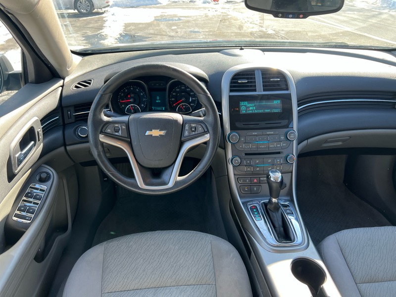 Chevrolet Malibu LS 2013