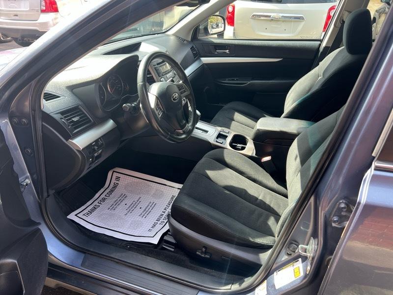 Subaru Outback 2.5i Premium 2013