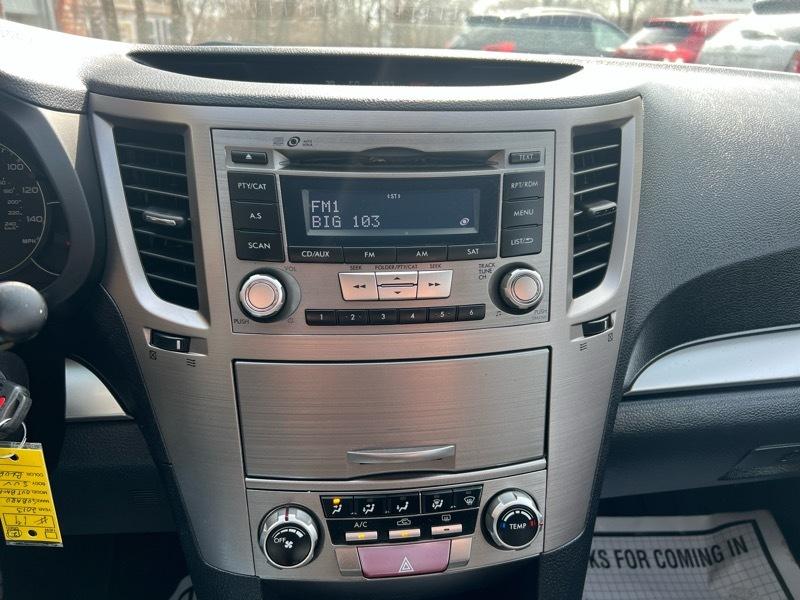 Subaru Outback 2.5i Premium 2013