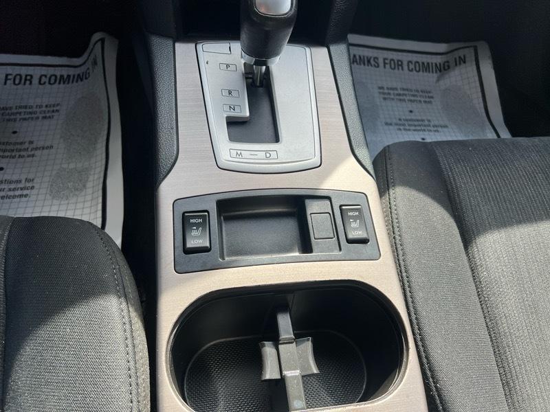 Subaru Outback 2.5i Premium 2013