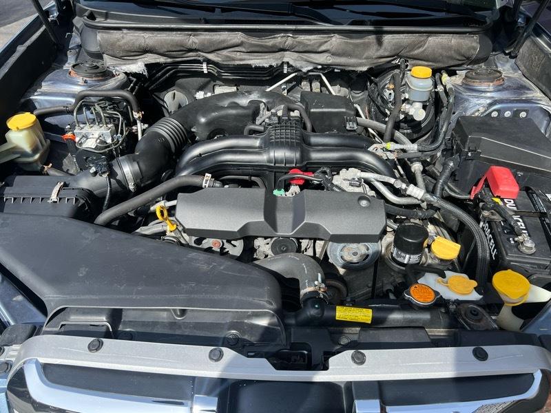 Subaru Outback 2.5i Premium 2013