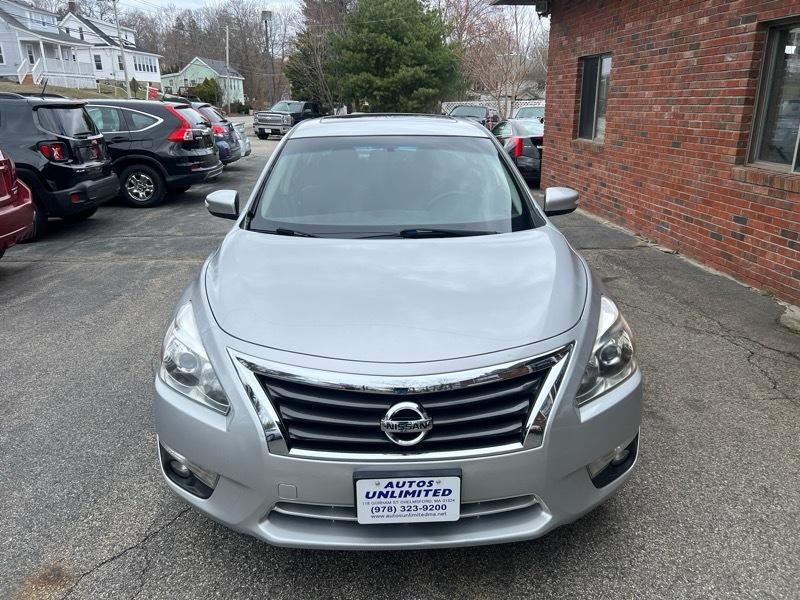 Nissan Altima 4dr Sdn V6 3.5 SV 2013