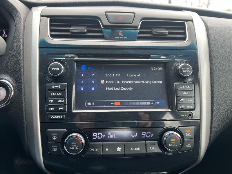 Nissan Altima 4dr Sdn V6 3.5 SV 2013