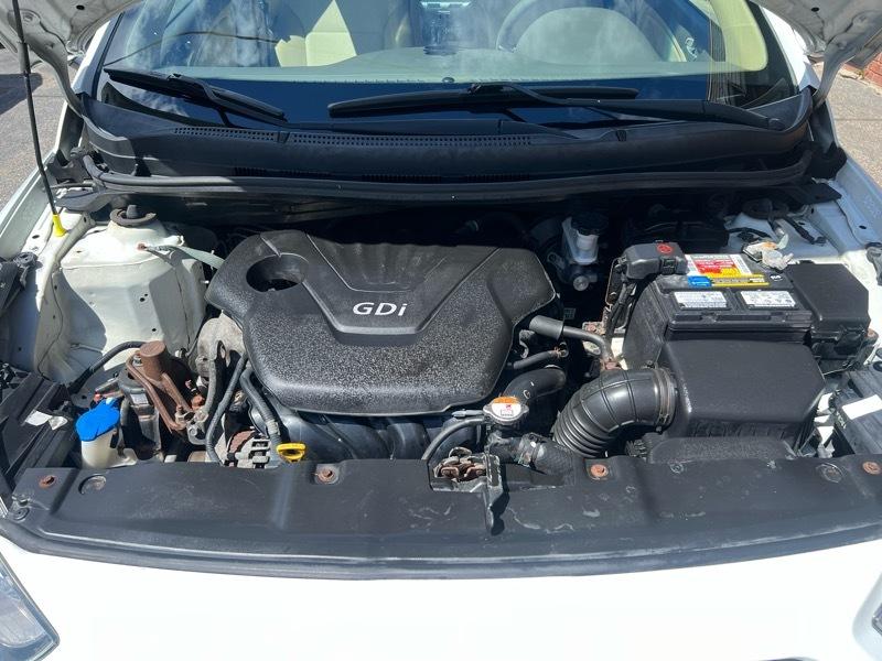 Hyundai Accent GLS 4-Door 2012