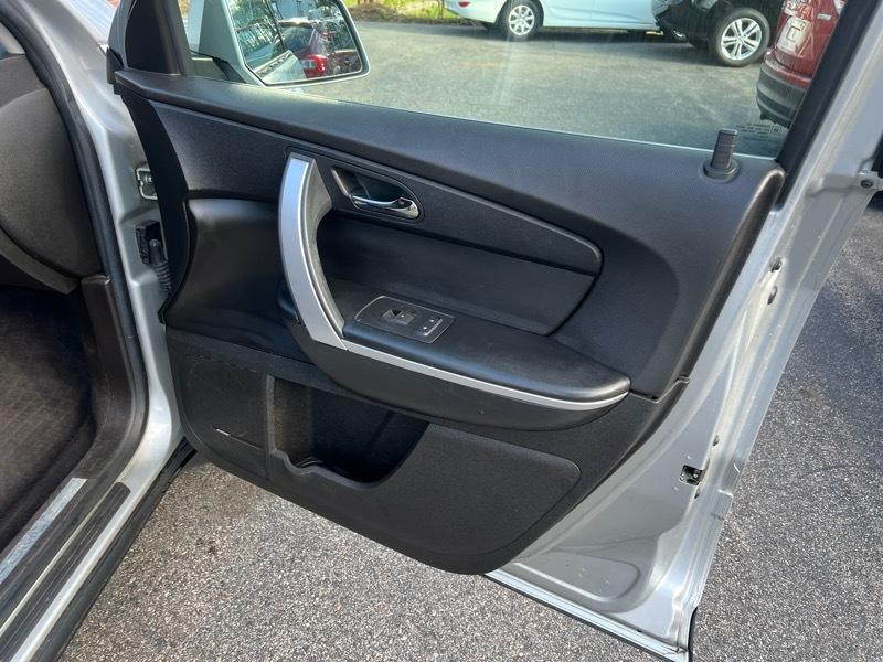 GMC Acadia SLT-1 AWD 2012