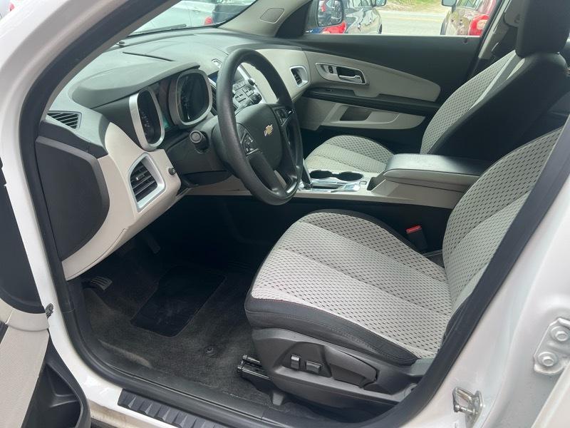 Chevrolet Equinox LS AWD 2012