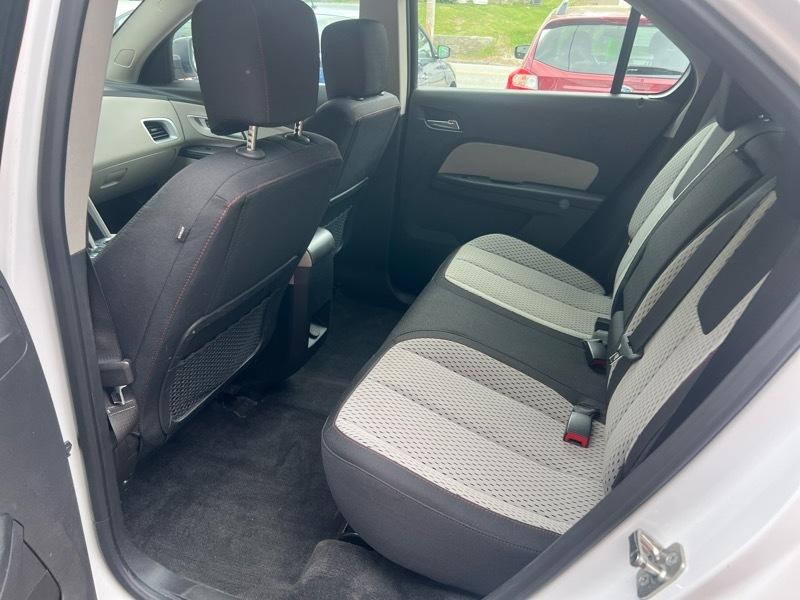Chevrolet Equinox LS AWD 2012