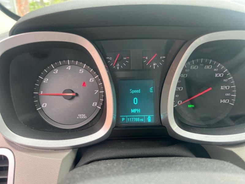 Chevrolet Equinox LS AWD 2012