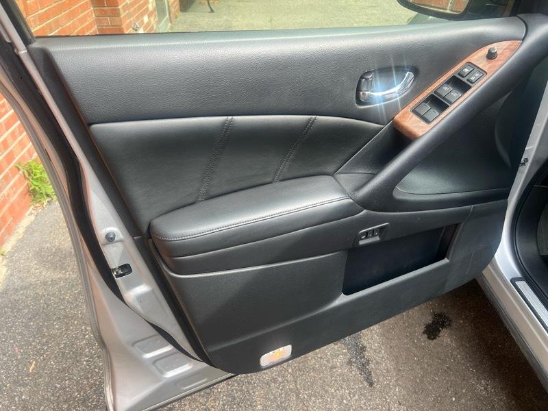 Nissan Murano AWD 4dr Platinum 2012