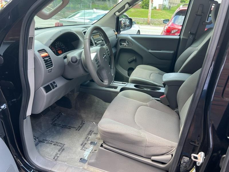 Nissan Frontier S Crew Cab 5AT 2WD 2016