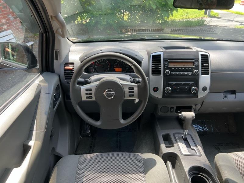 Nissan Frontier S Crew Cab 5AT 2WD 2016