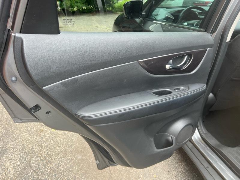 Nissan Rogue SV AWD 2015