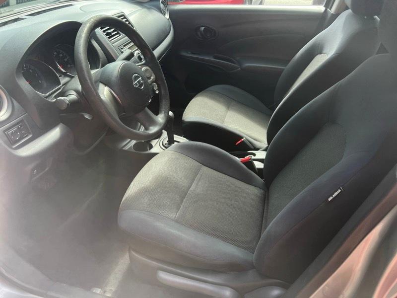 Nissan Versa 1.6 SV Sedan 2012