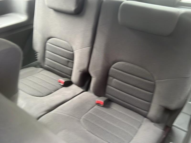 Nissan Pathfinder SE 4D SUV 4X4 2010