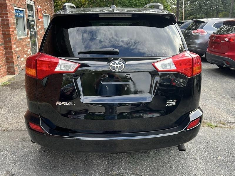 Toyota RAV4 XLE AWD 2015