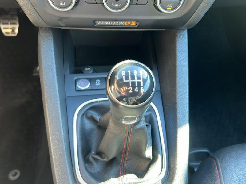 Volkswagen Jetta GLI Autobahn 4D Sedan 2014