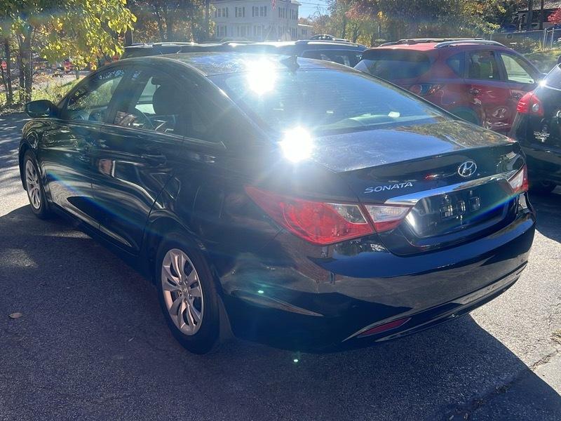 Hyundai Sonata GLS 4D Sedan 2012