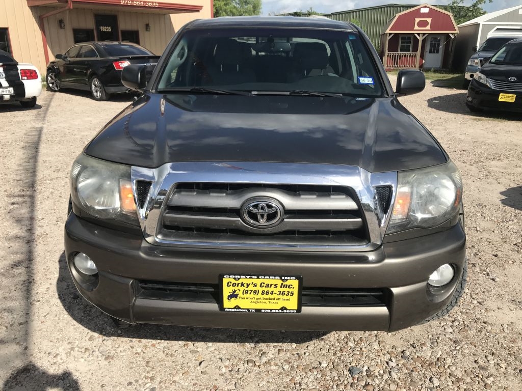 Used 2010 Toyota Double Cab V6 4WD for Sale in Angleton TX 77515