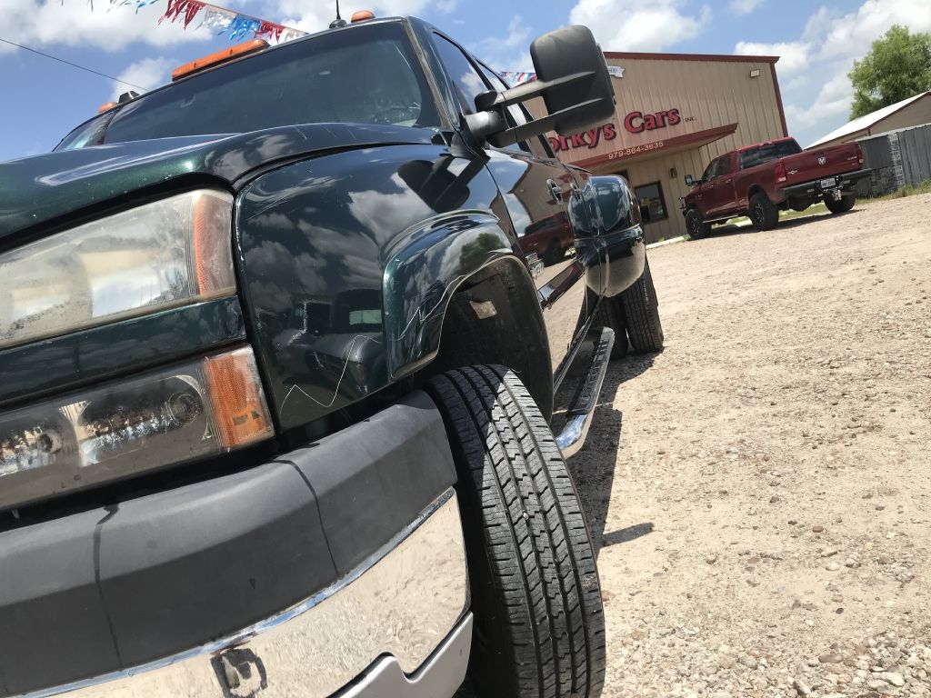 Used 2005 Chevrolet Silverado 3500 LS Crew Cab 2WD for Sale in Angleton