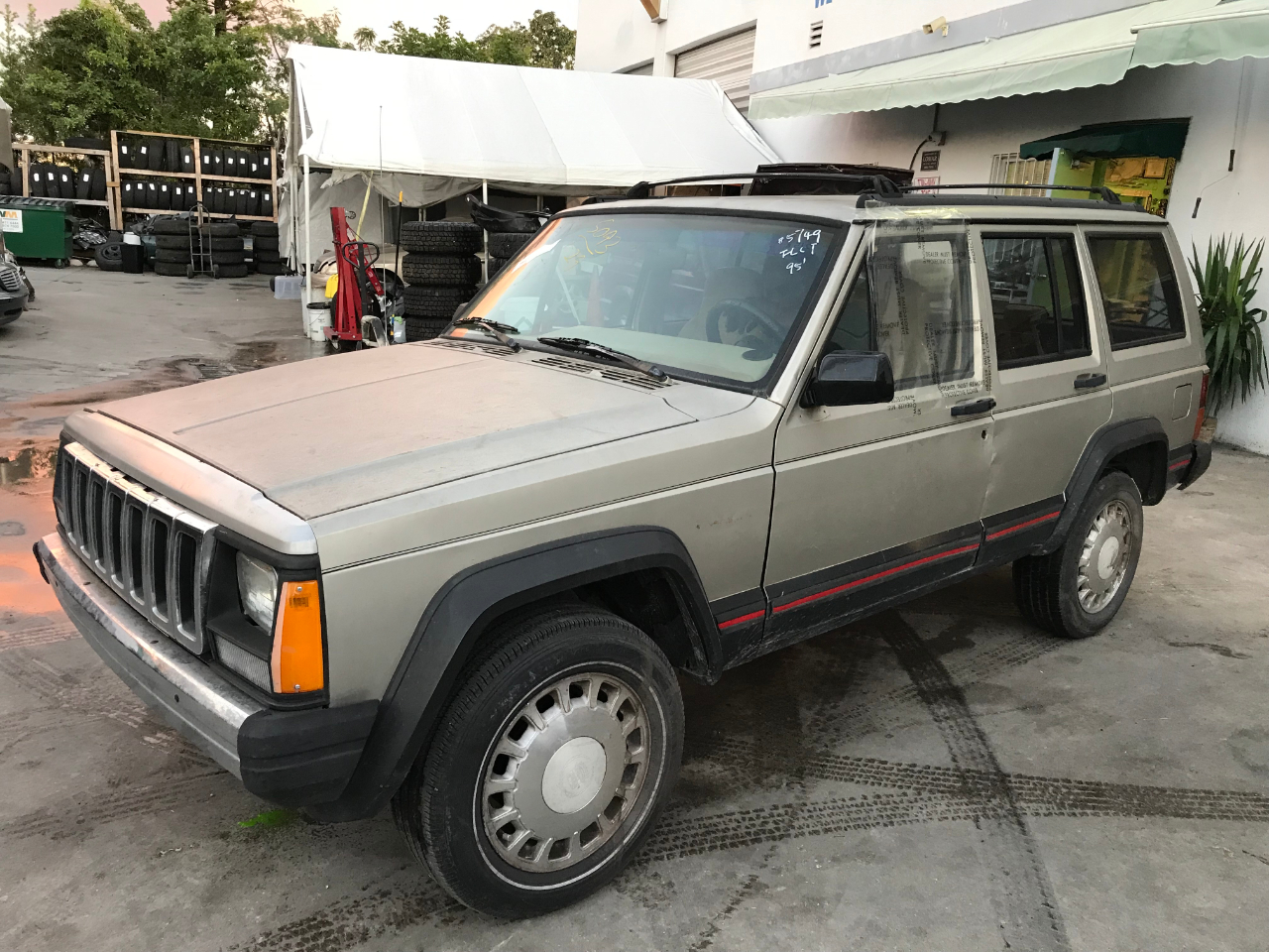 Used 1995 Jeep Cherokee Sport 4Door 2WD for Sale in Hollywood FL 33023