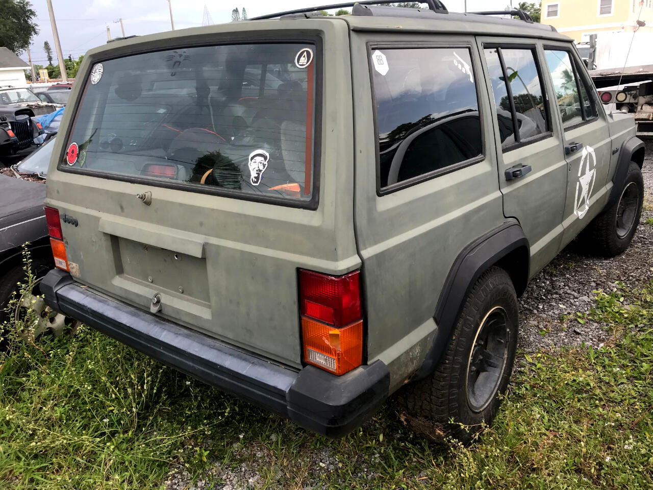 Jeep Cherokee Sport 4-Door 4WD 1996