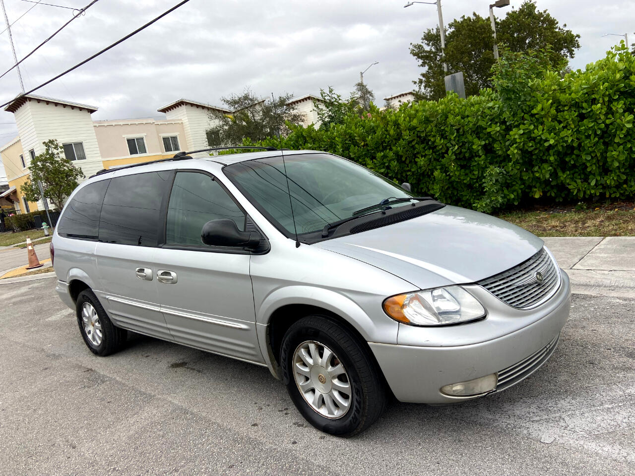 Chrysler Town & Country LXI 2002