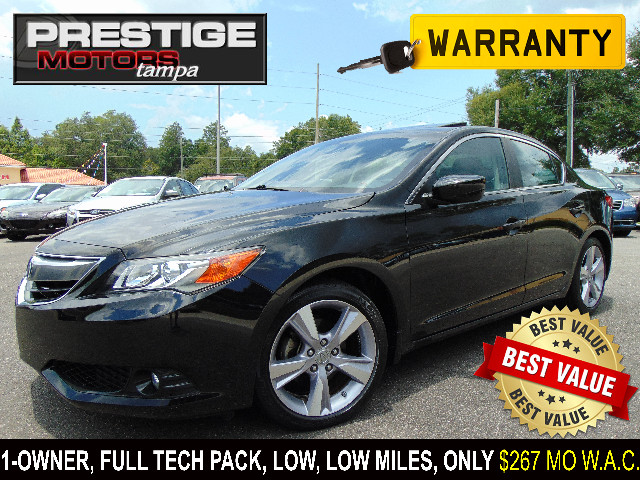 2013 Acura ILX 5-Spd AT w/ Technology Package