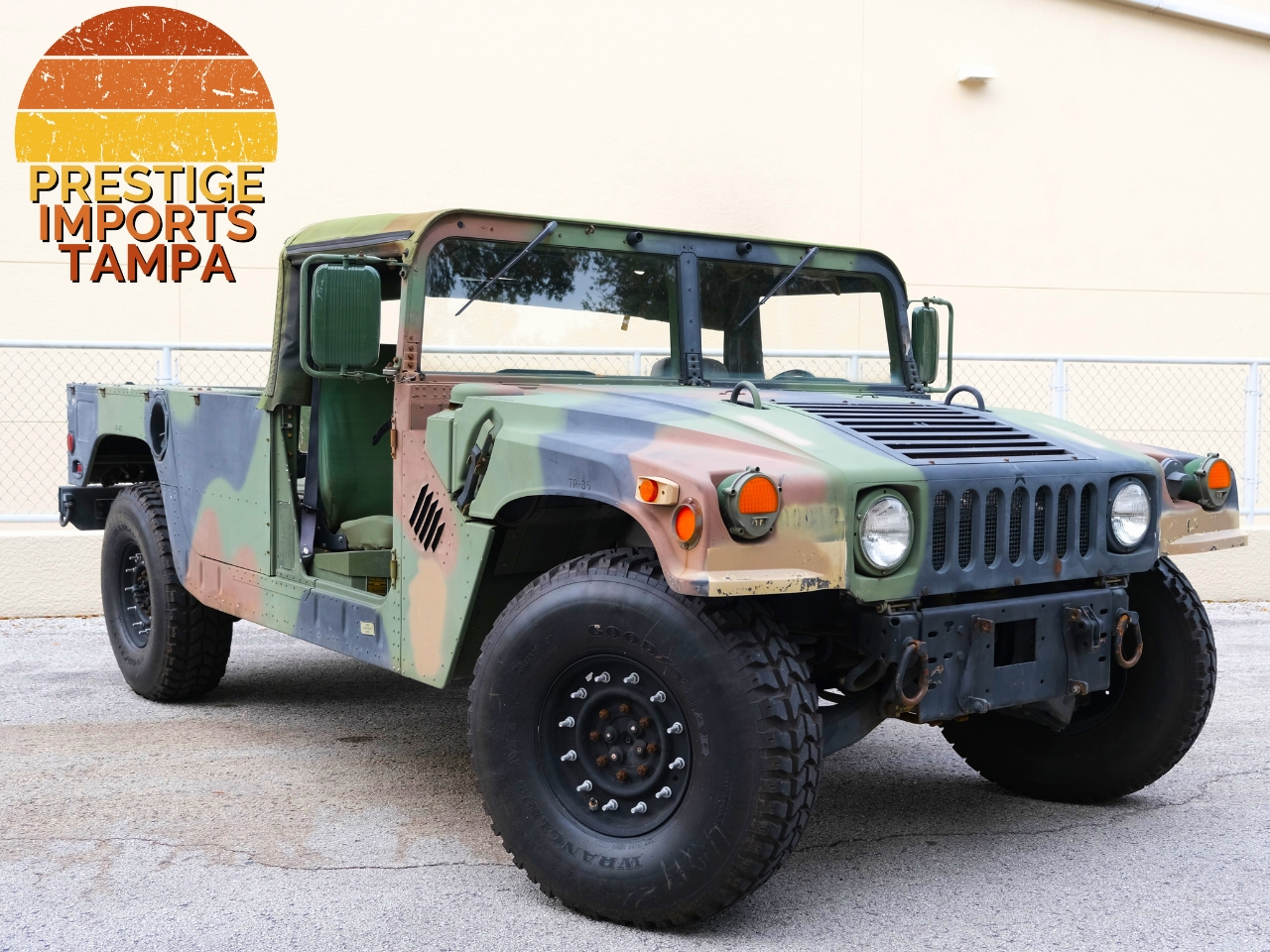 2002 AM General M109 7A2