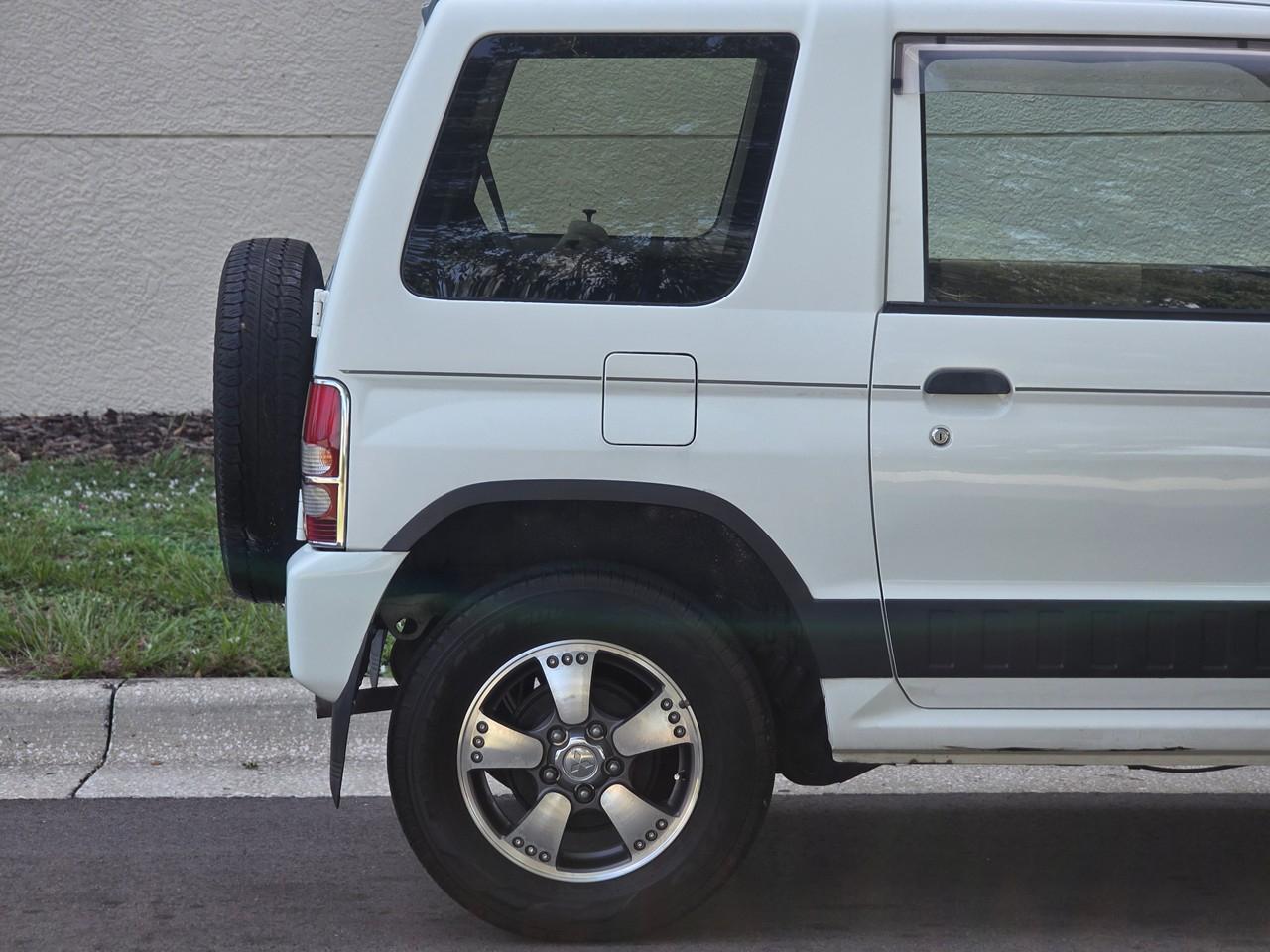 Mitsubishi Pajero  1998