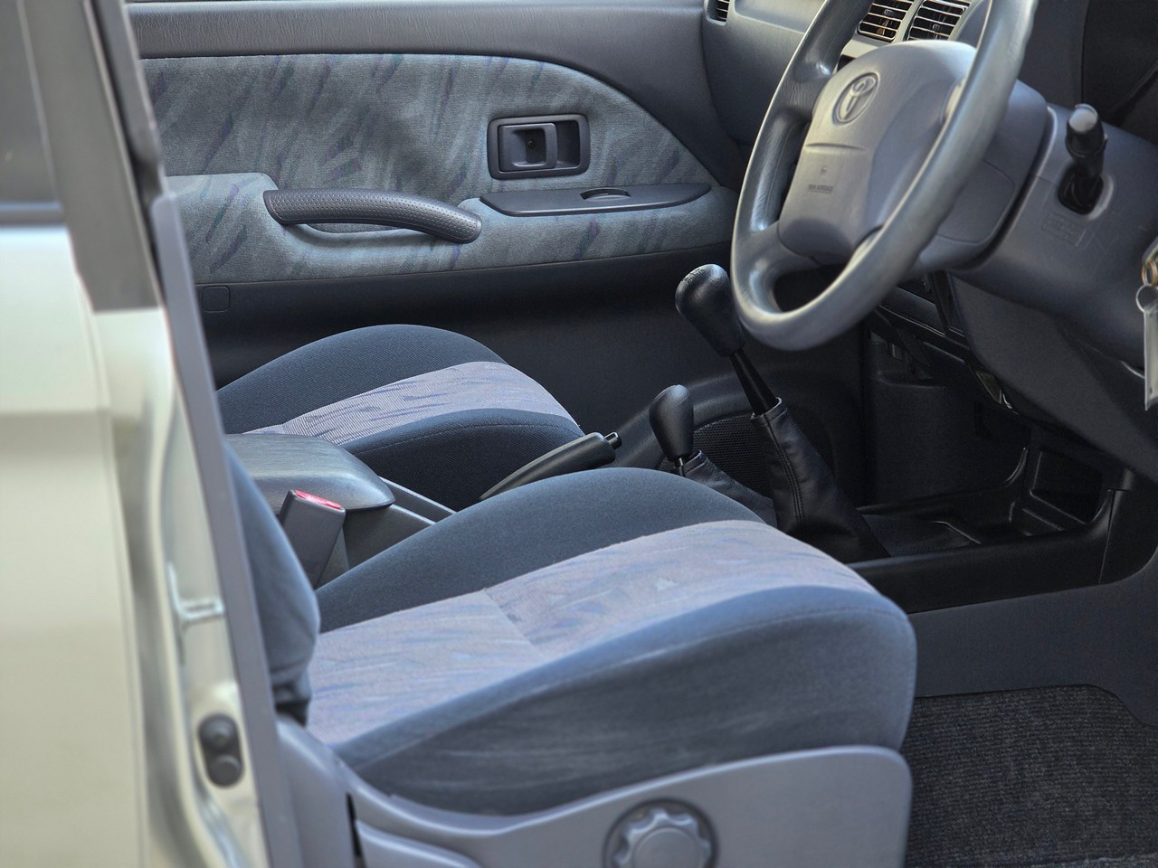 Toyota Land Cruiser Prado  2000