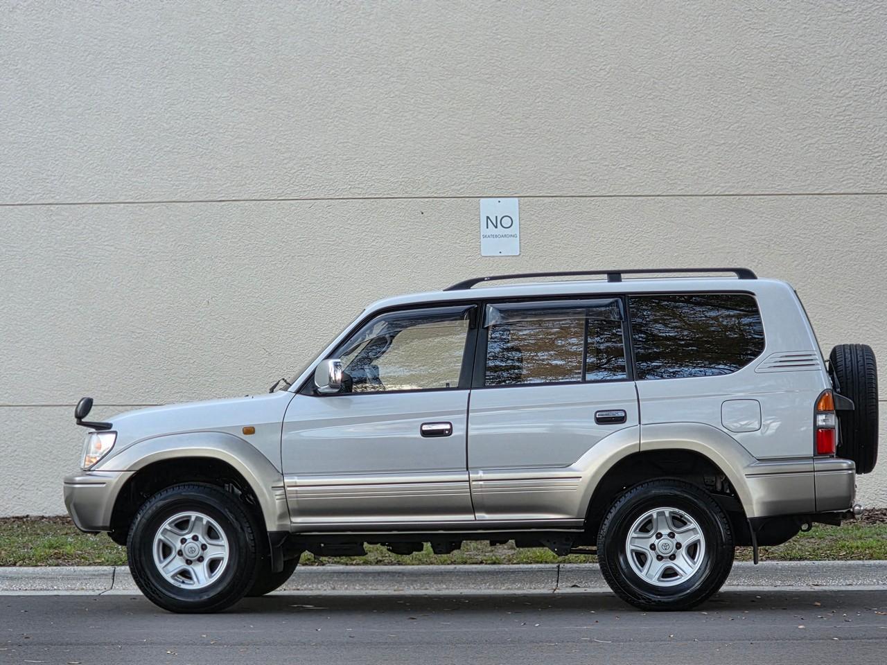 Toyota Land Cruiser Prado  1999