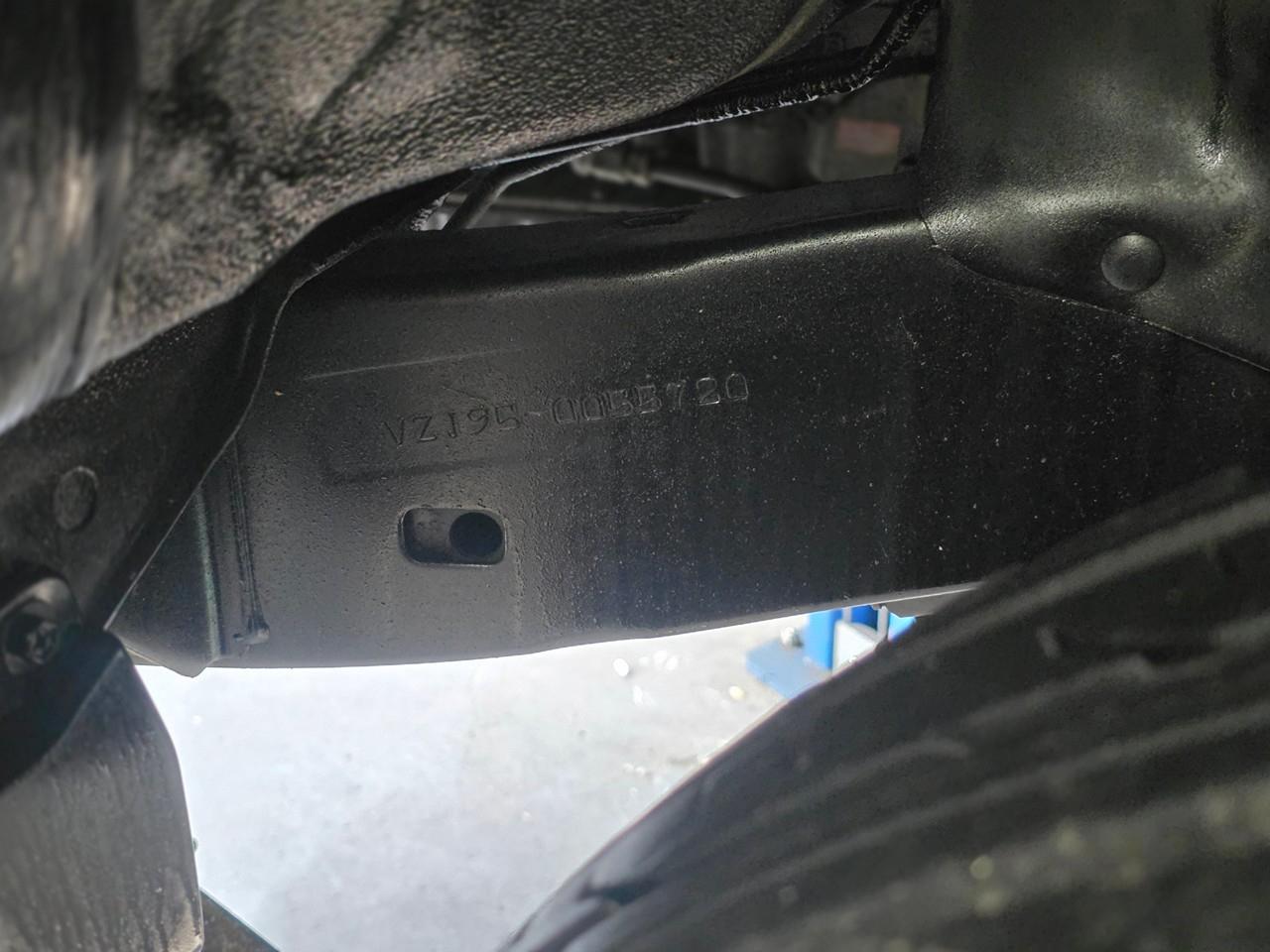 Toyota Land Cruiser Prado  1999