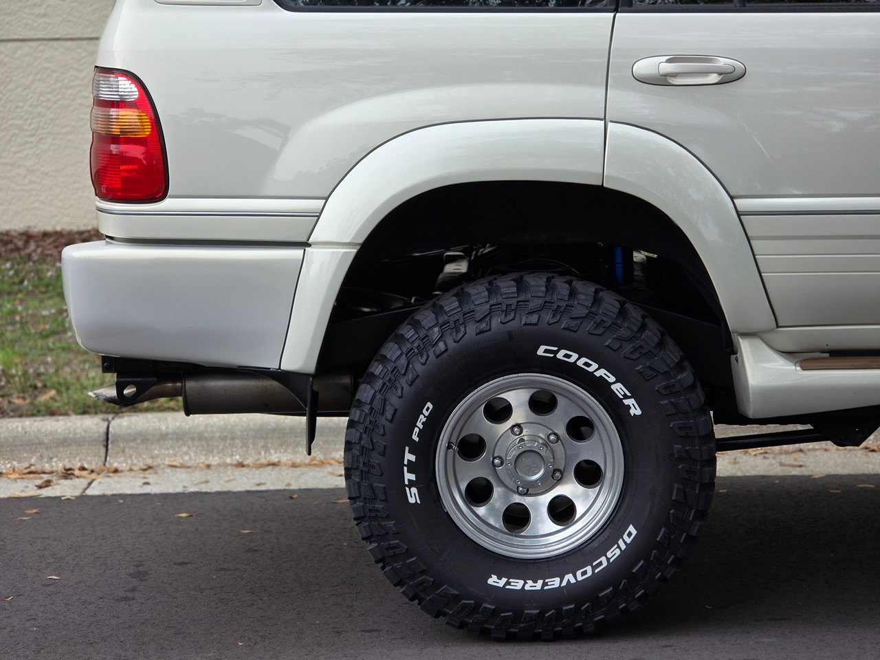 Toyota Land Cruiser  2000
