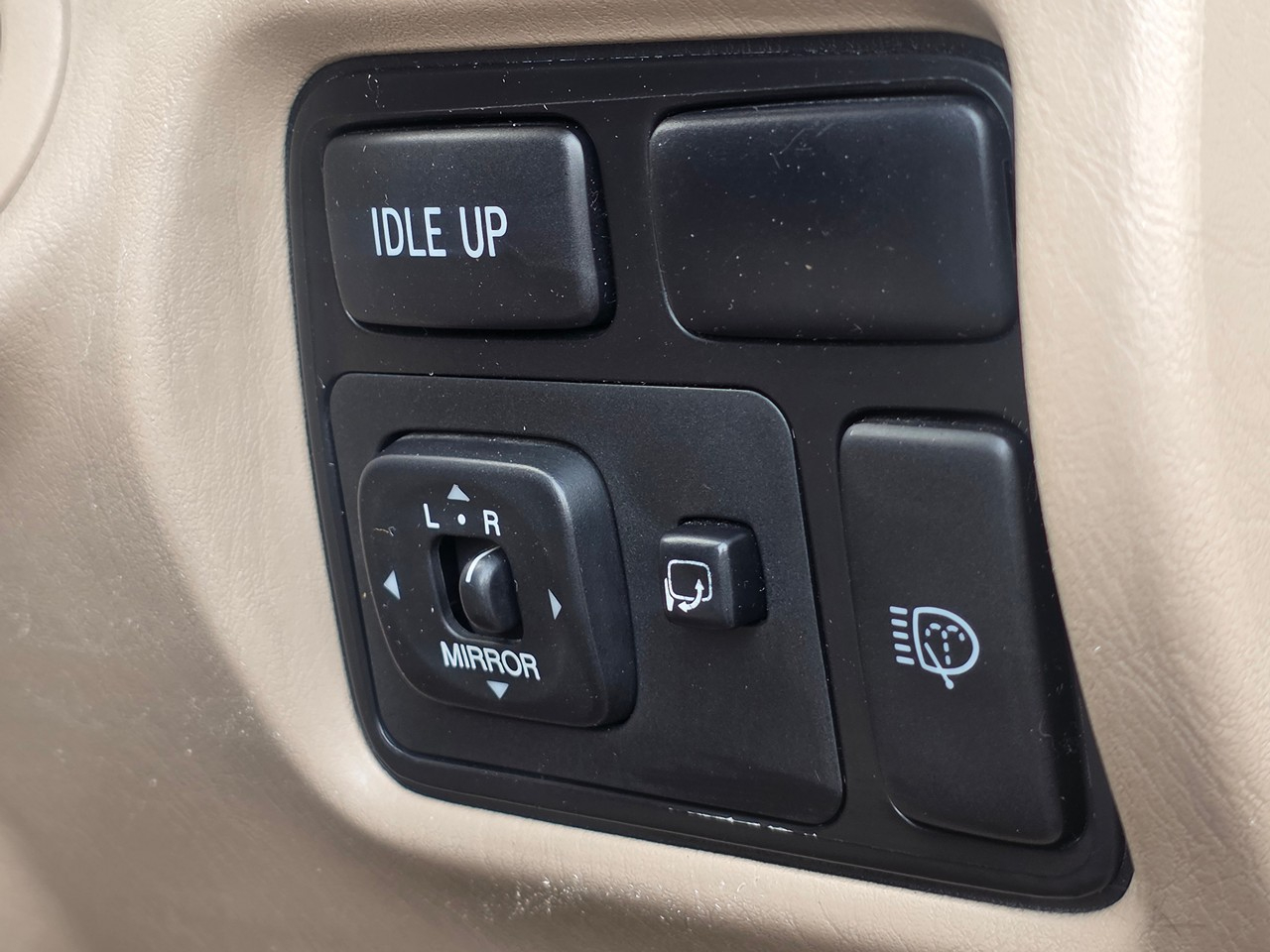 Toyota Land Cruiser  2000