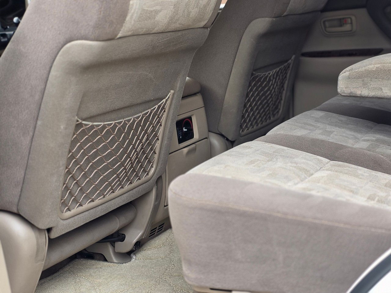 Toyota Land Cruiser  2000