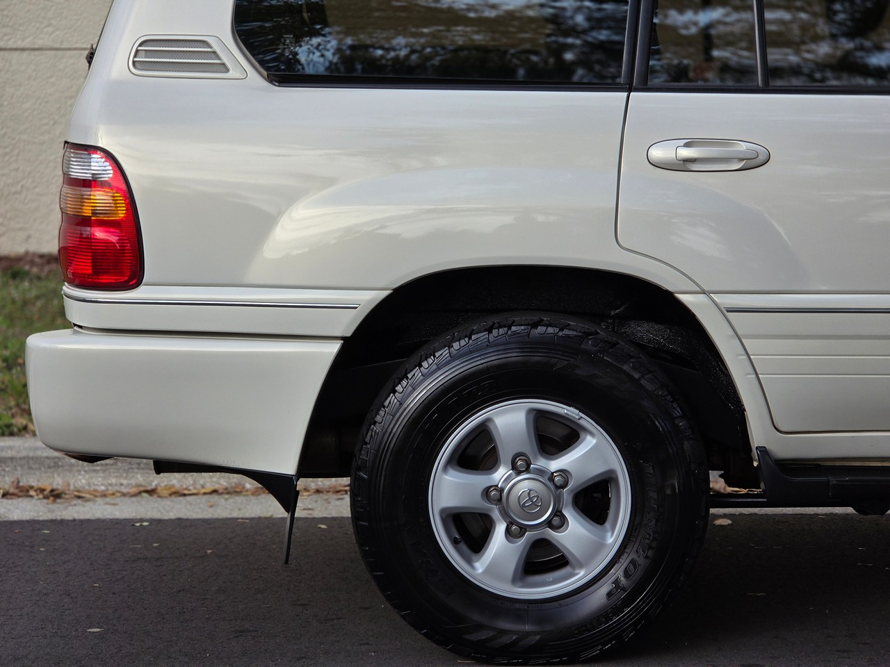 Toyota Land Cruiser  2000