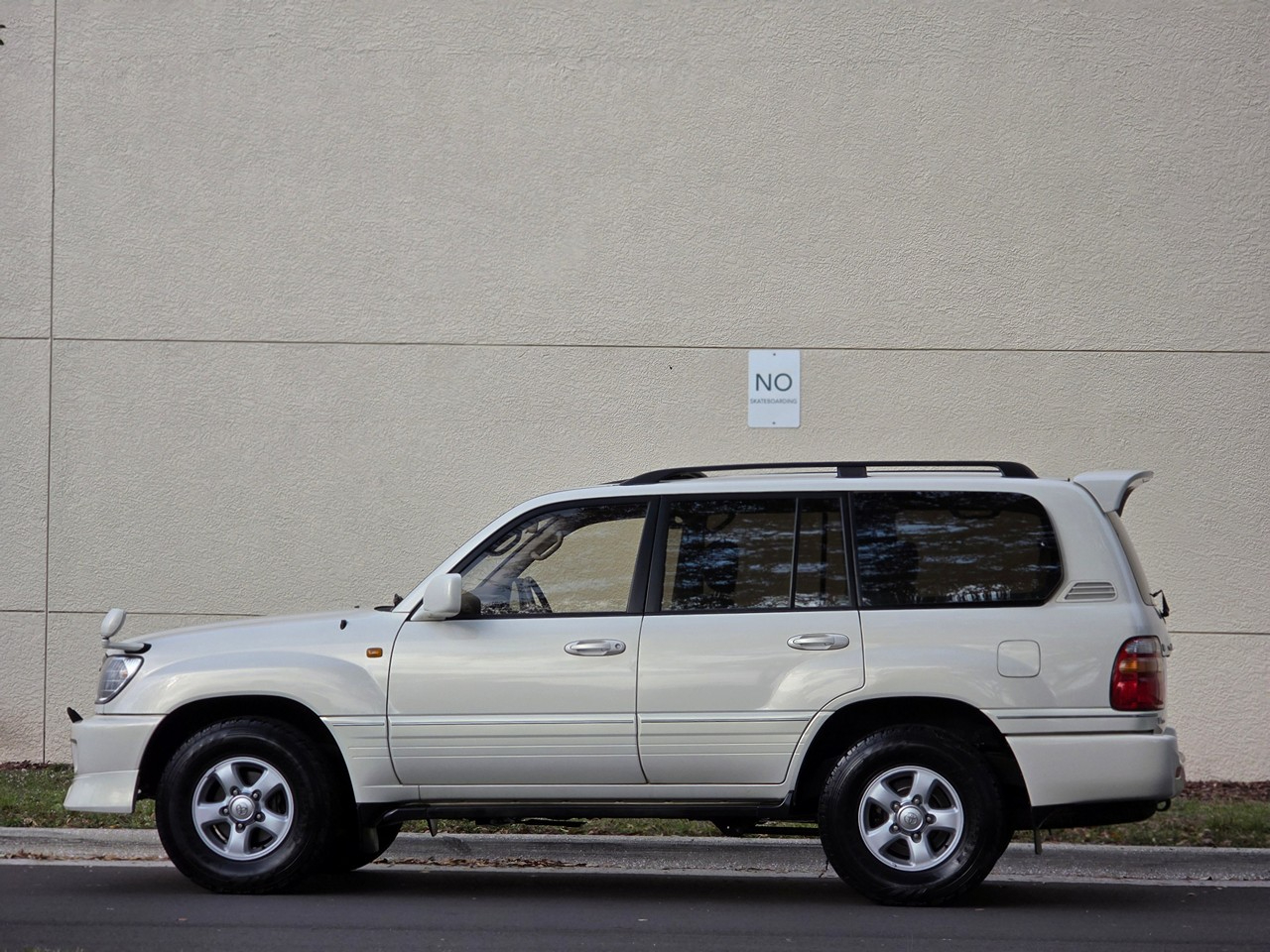 Toyota Land Cruiser  2000