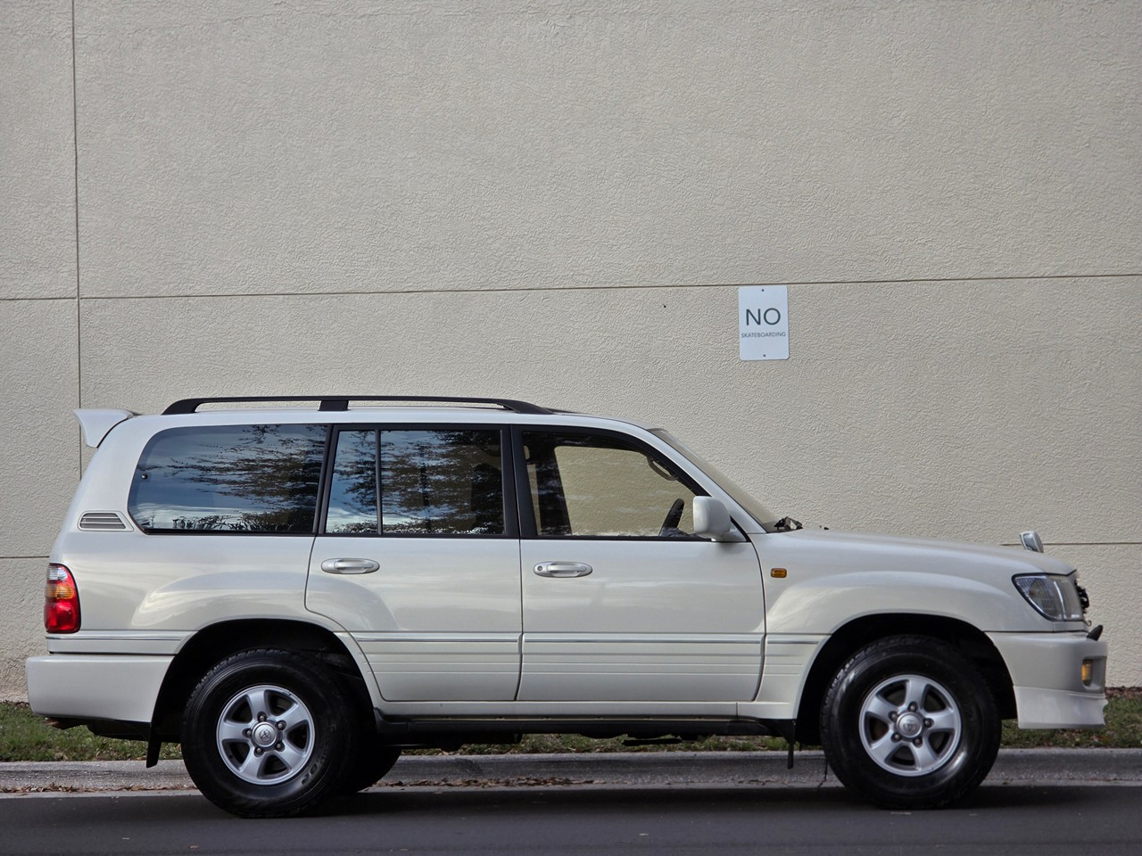 Toyota Land Cruiser  2000