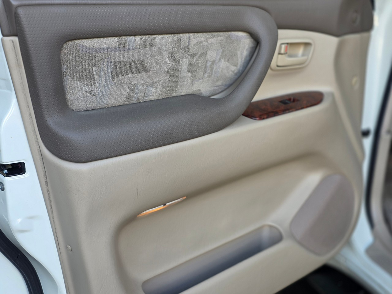 Toyota Land Cruiser  2000