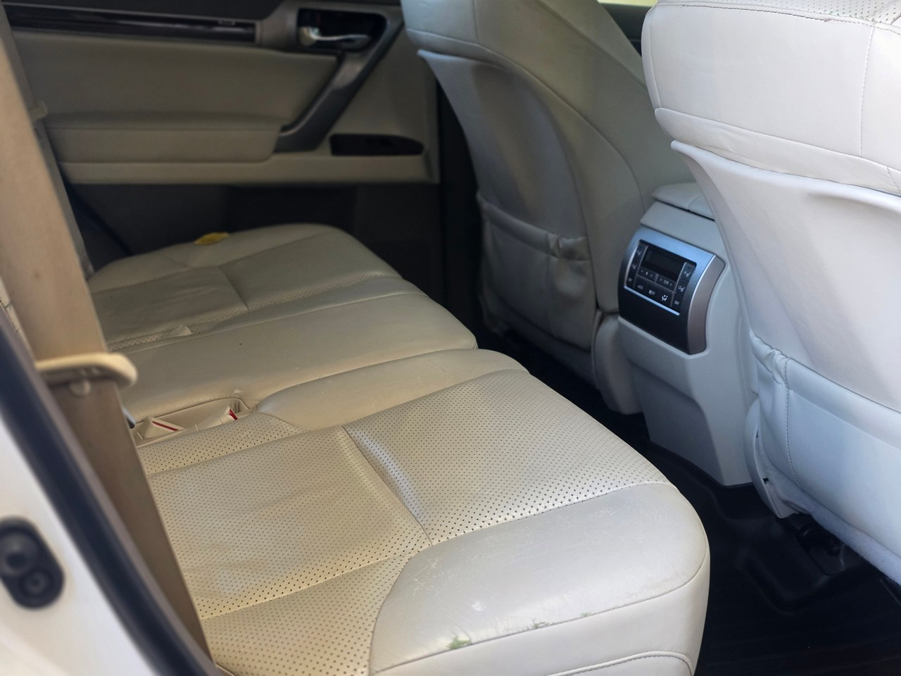 Lexus GX 460 Sport Utility 2011 Lexus GX 460 Sport Utility 2011