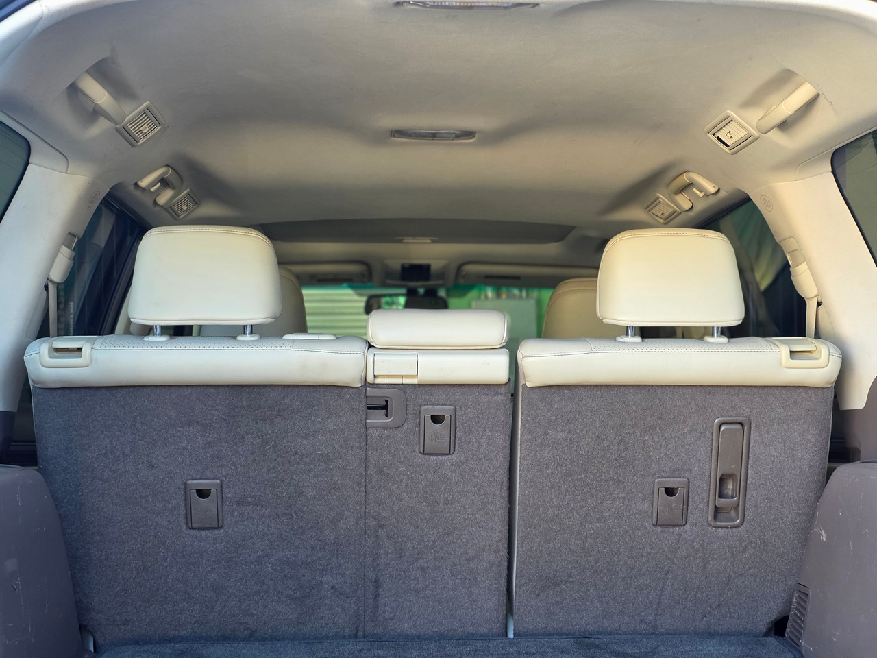 Lexus GX 460 Sport Utility 2011 Lexus GX 460 Sport Utility 2011