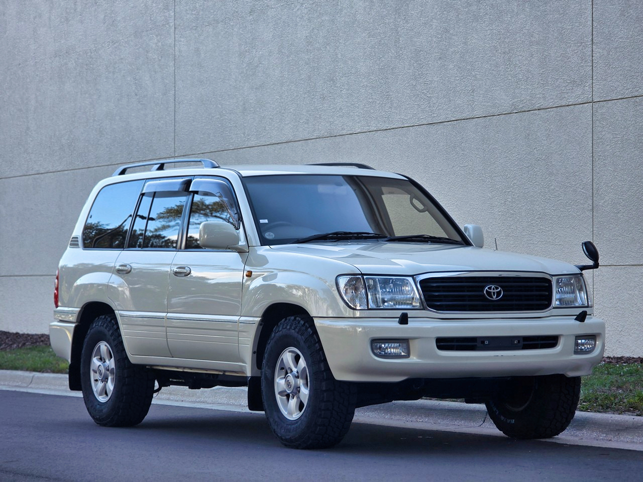 Toyota Land Cruiser  2000