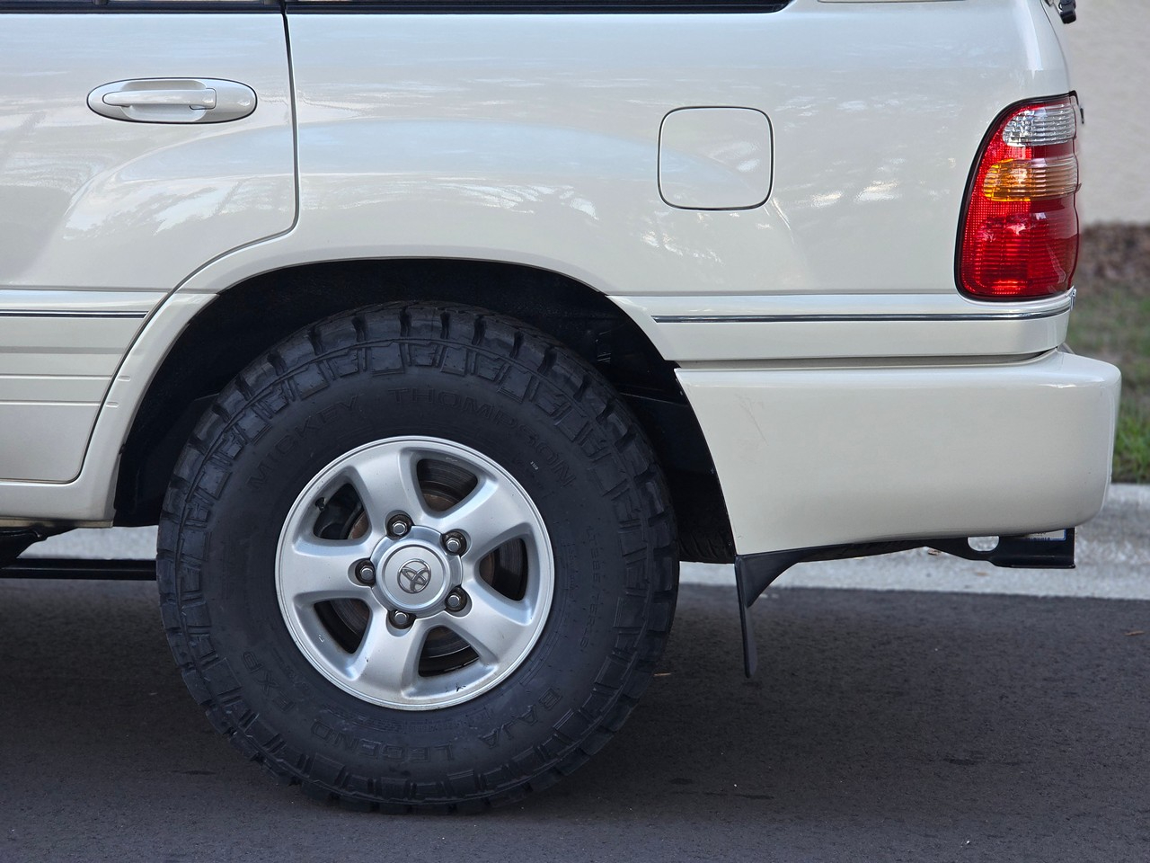 Toyota Land Cruiser  2000