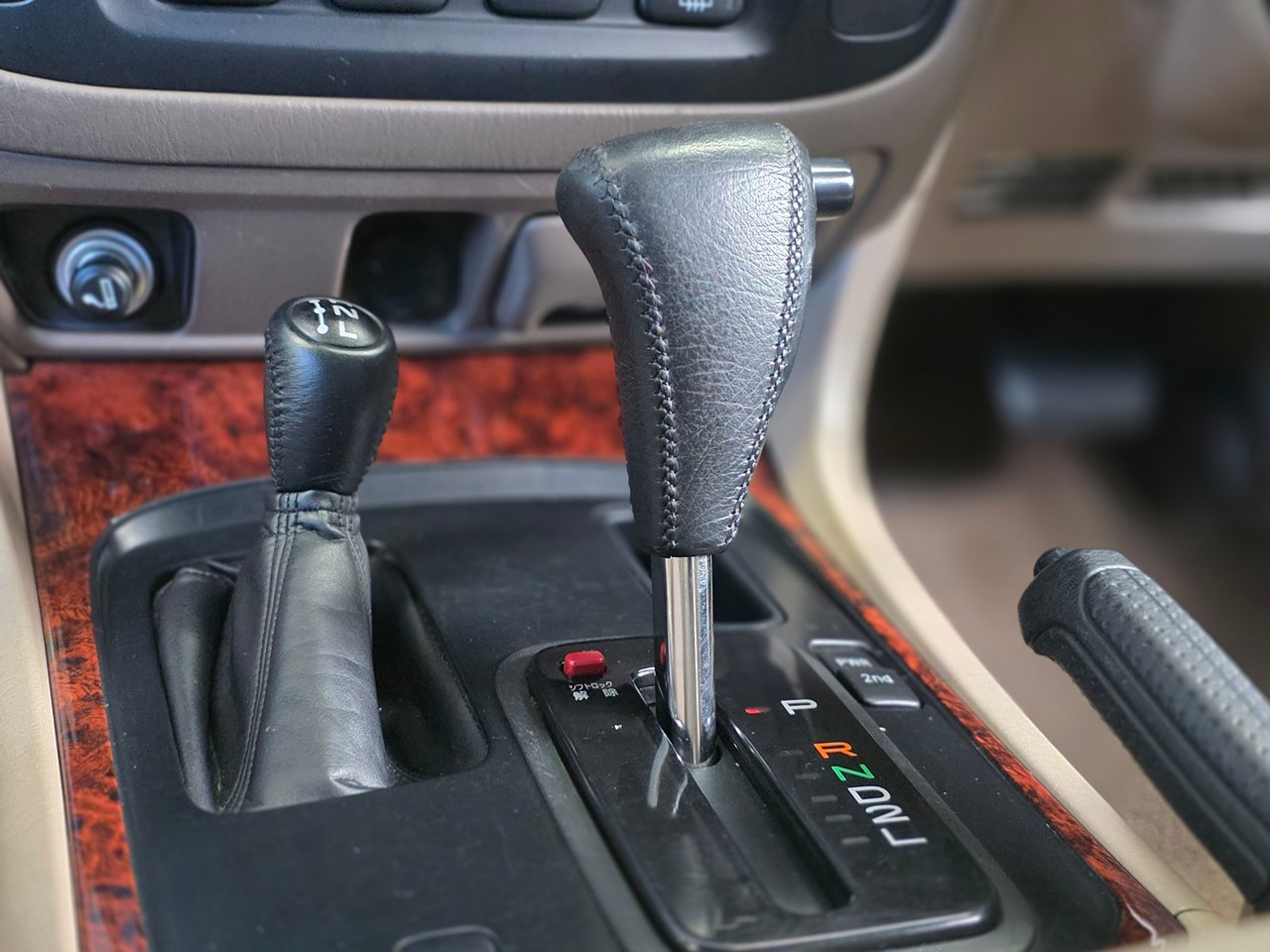 Toyota Land Cruiser  2000